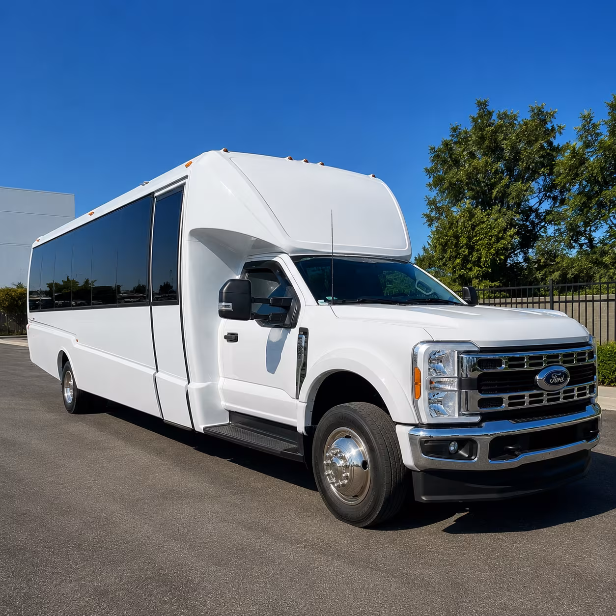 airport transfer buses for sfo and oak corporate groups