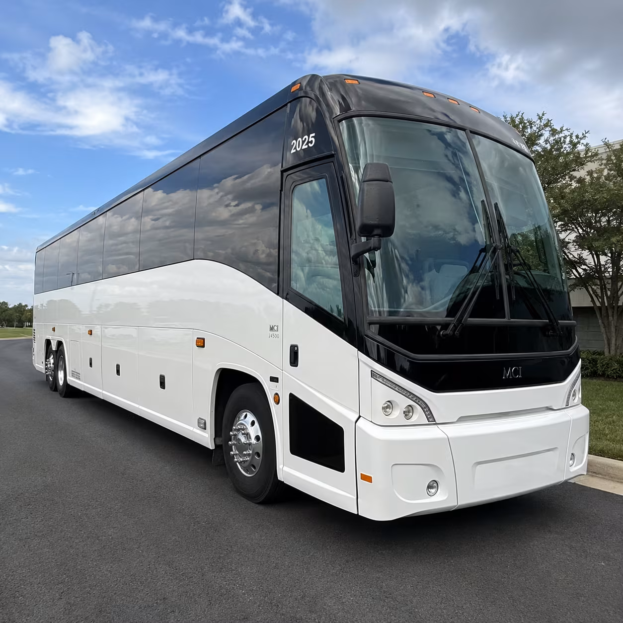 charter bus pickups for cruise transfers between san rafael and the port of san francisco