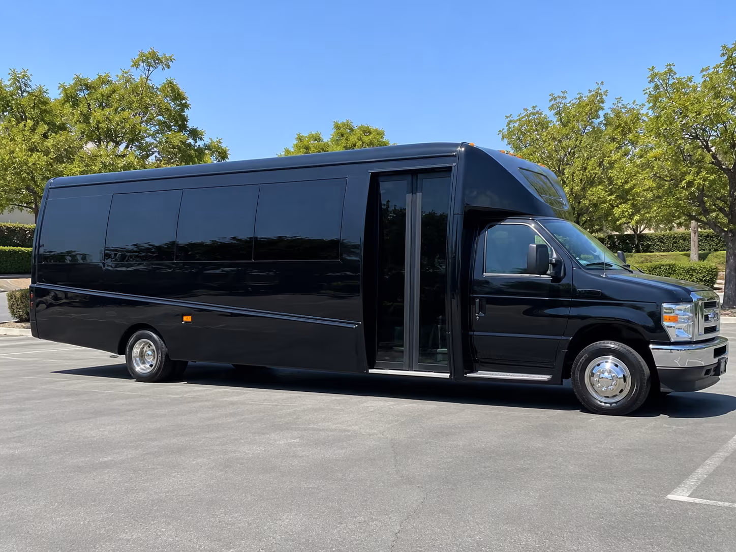 charter buses for san rafael history and cultural field trips