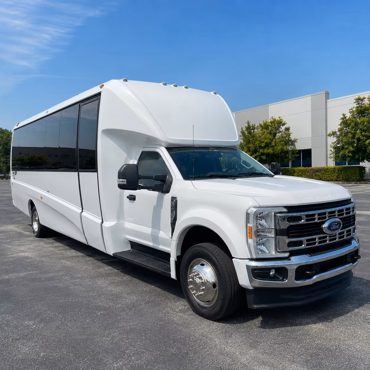 employee shuttle buses for san rafael commuters and campus routes