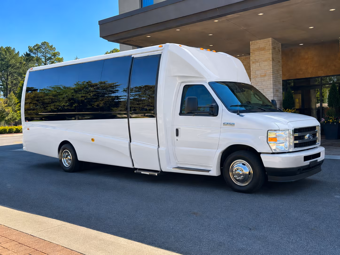 festival shuttle buses for marin and sonoma county music weekends