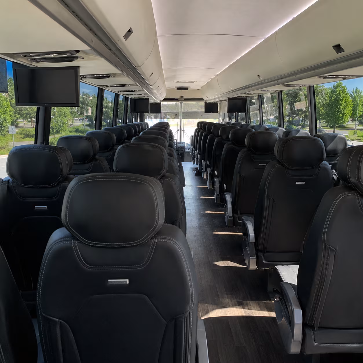 san rafael bus rental service area