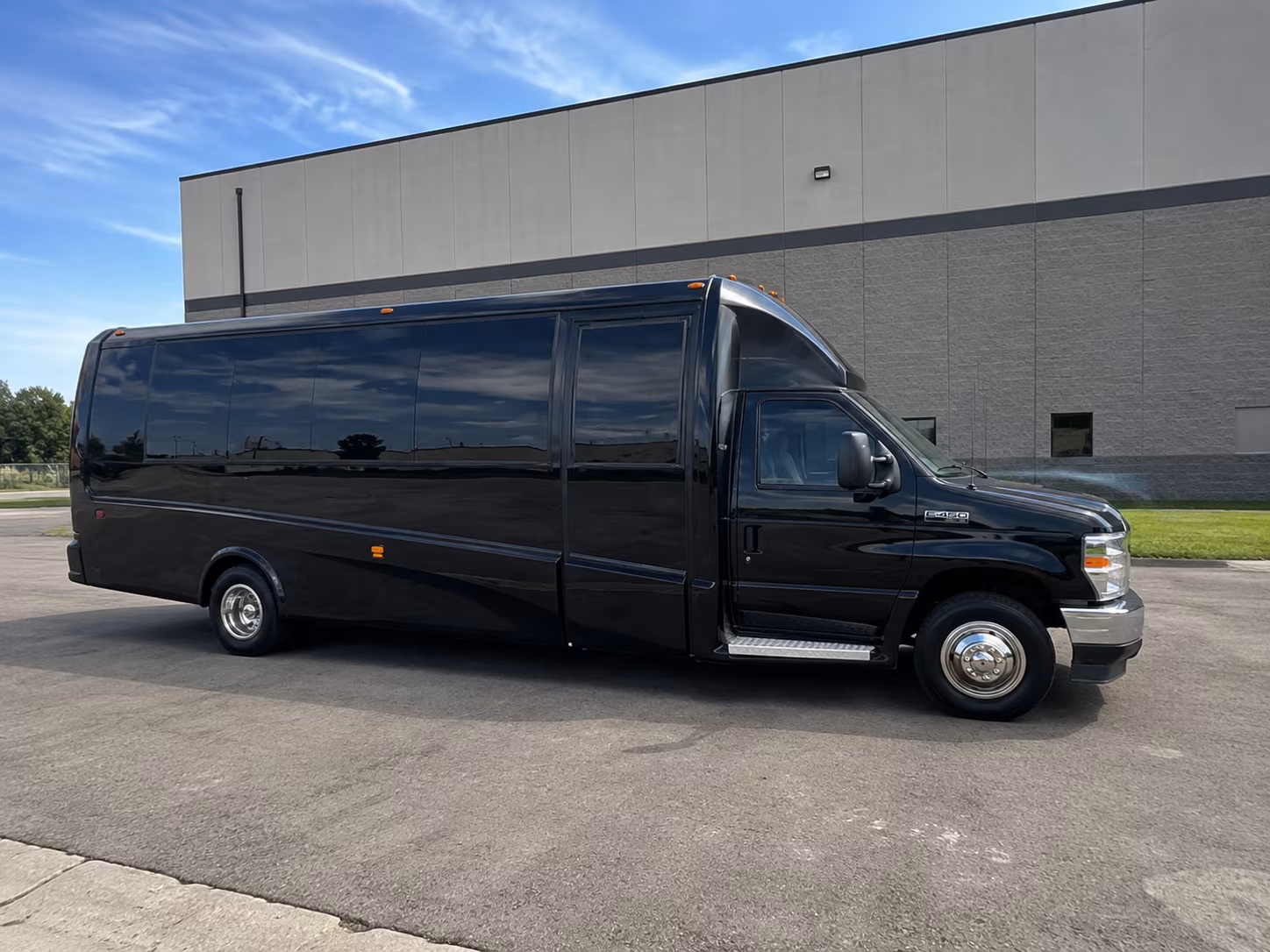 san rafael bus rentals